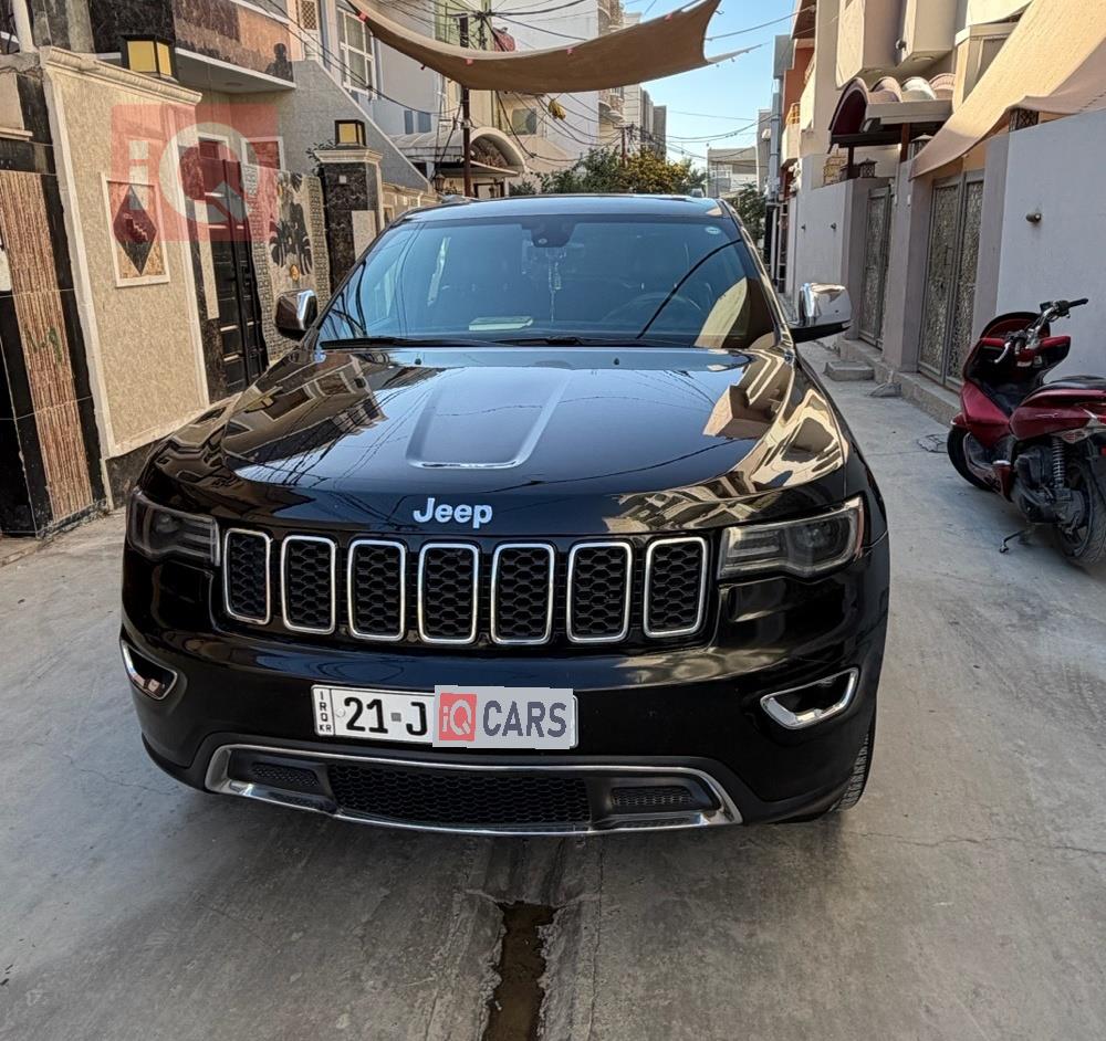 جیپ گراند شیرۆکی